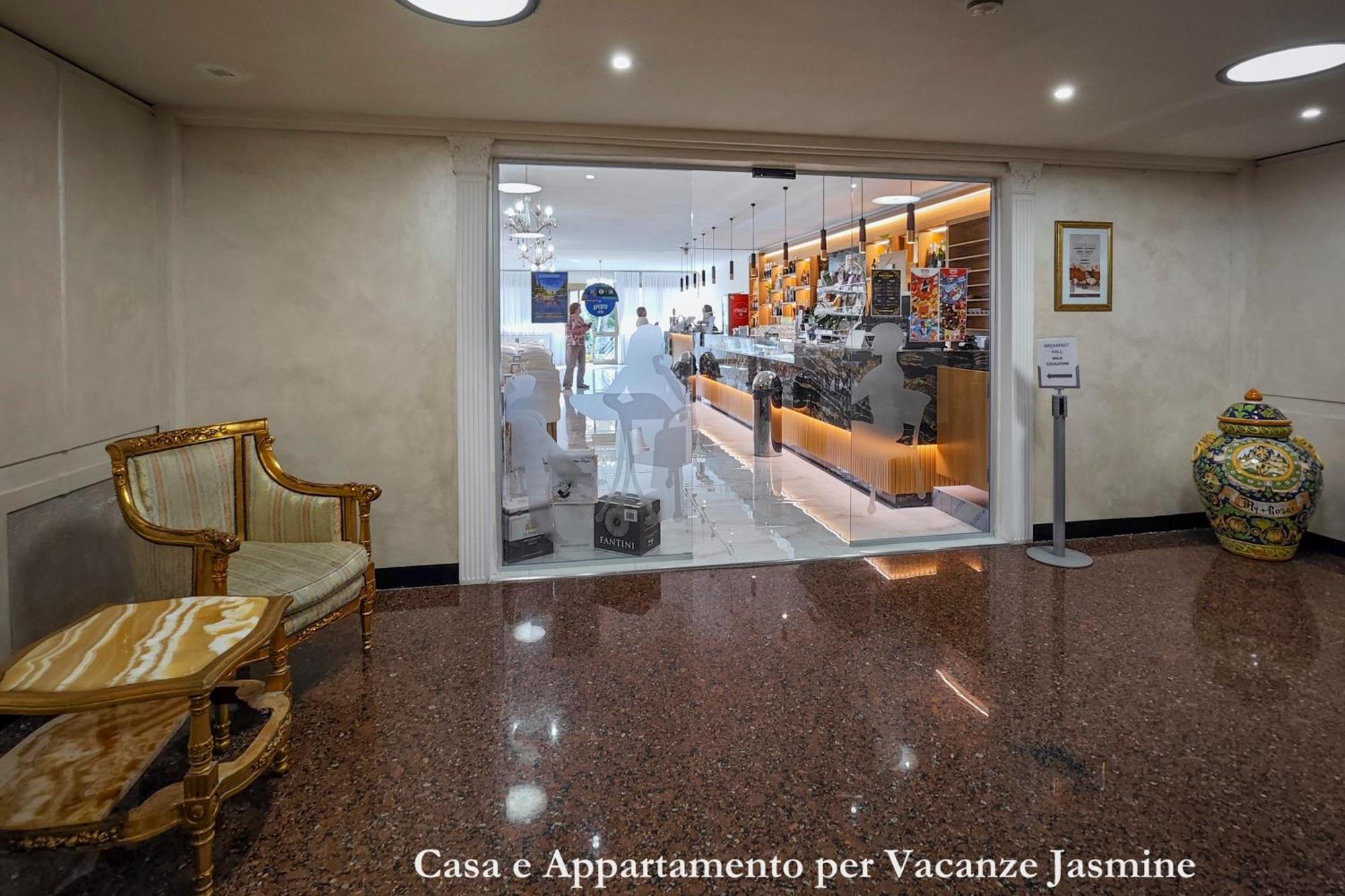 Casa E Appartamento Per Vacanze Jasmine Рим Экстерьер фото